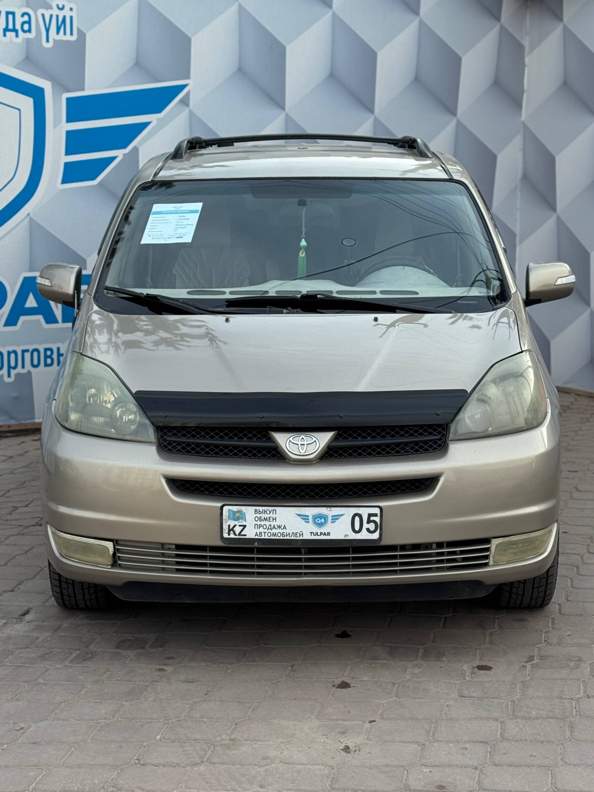 2004 Toyota Sienna