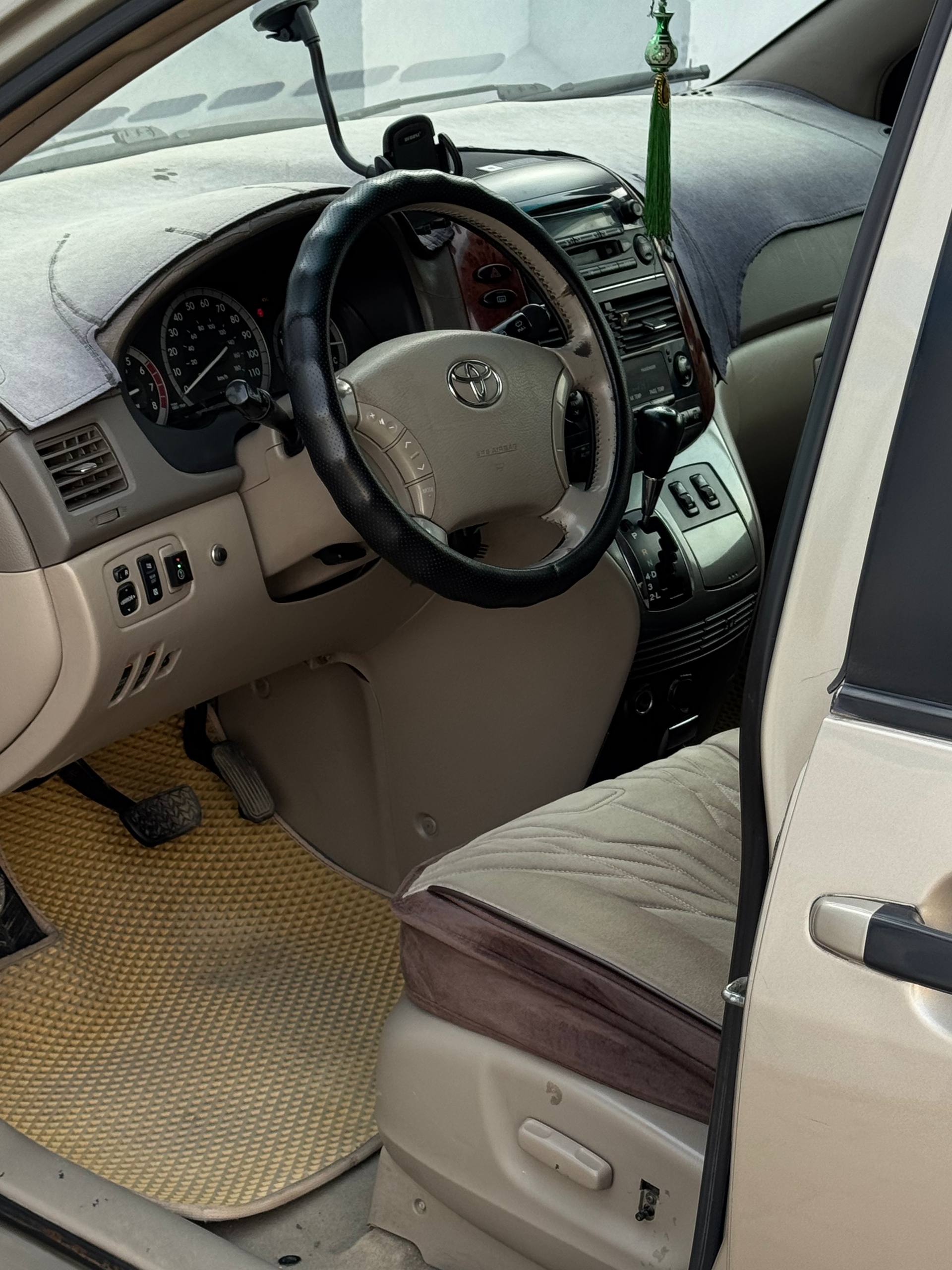 2004 Toyota Sienna