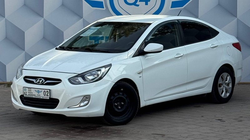 2013 Hyundai Solaris