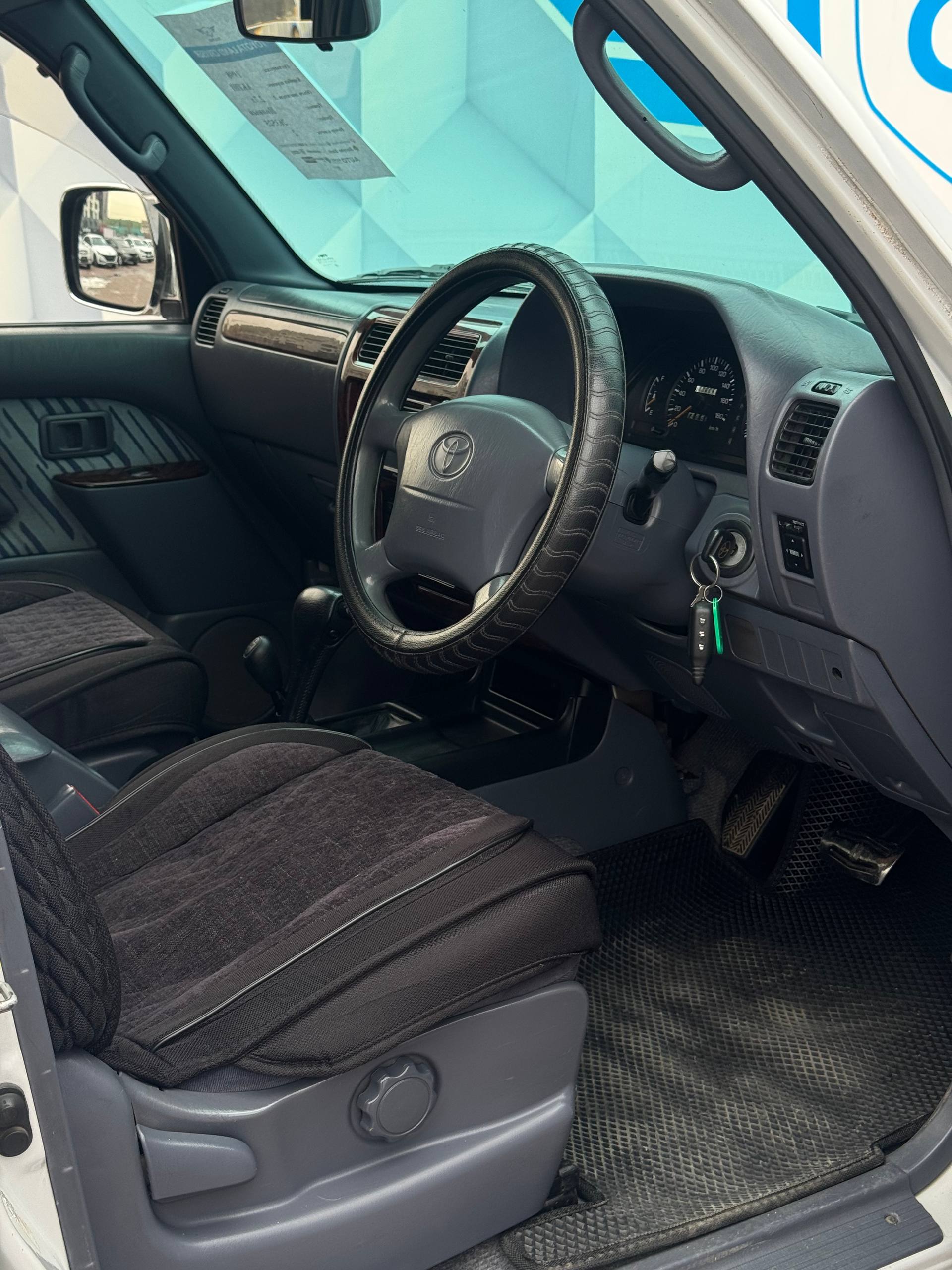 1998 Toyota Land Cruiser Prado