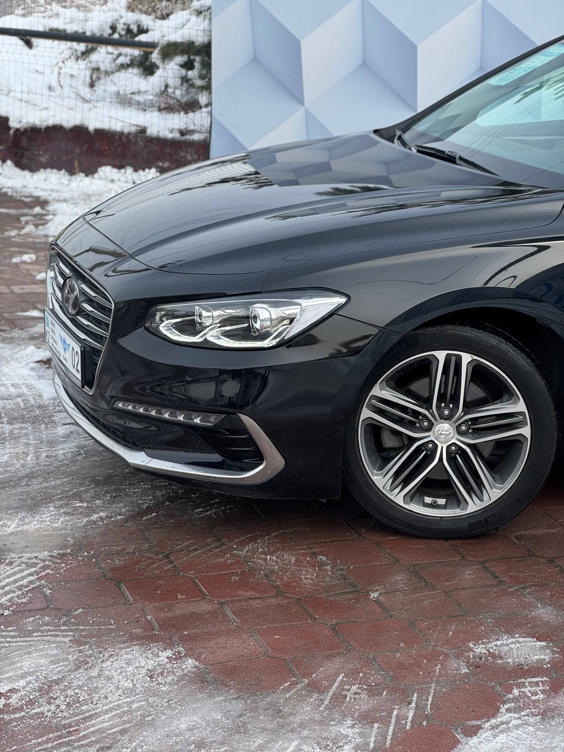 2016 Hyundai Grandeur
