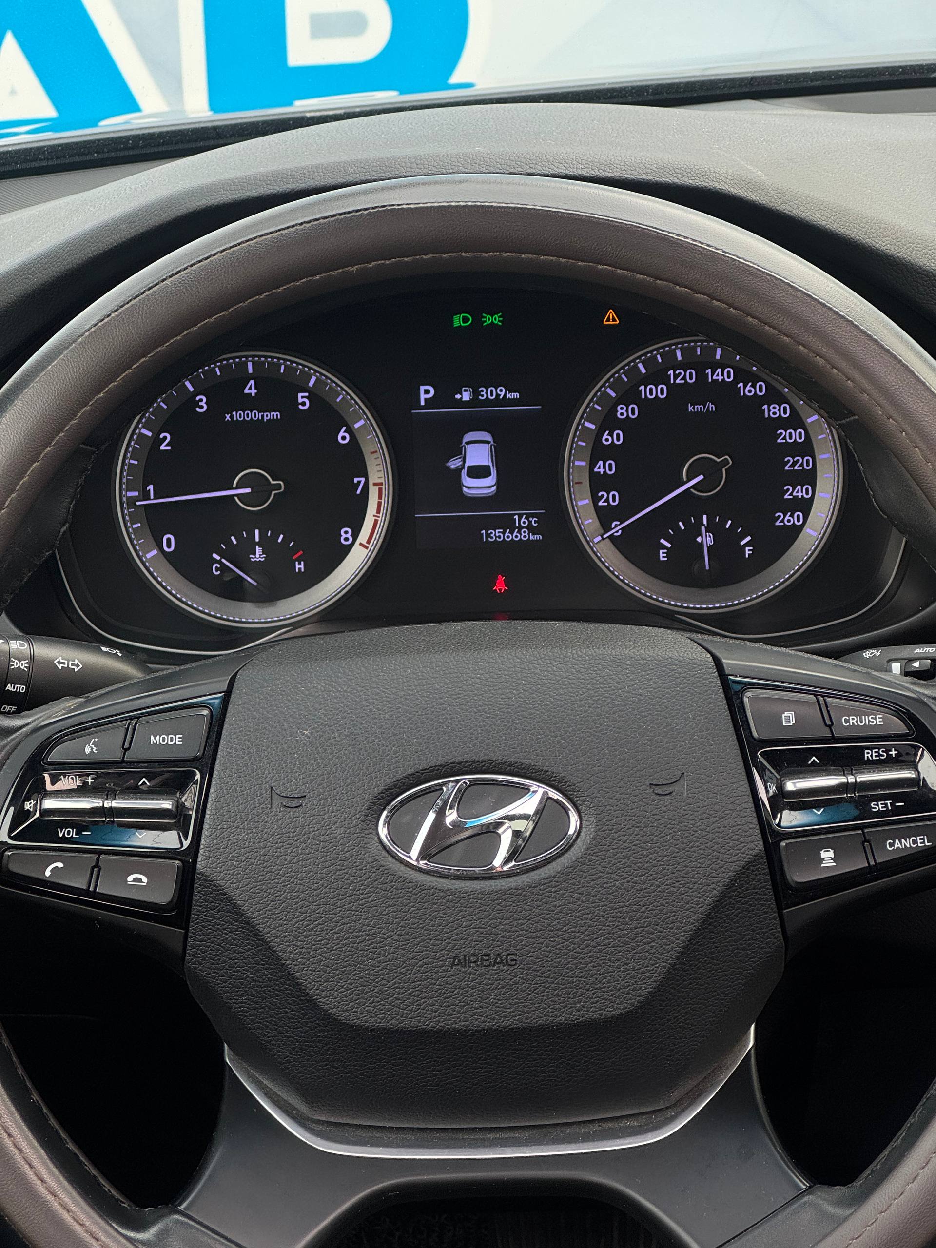 2016 Hyundai Grandeur