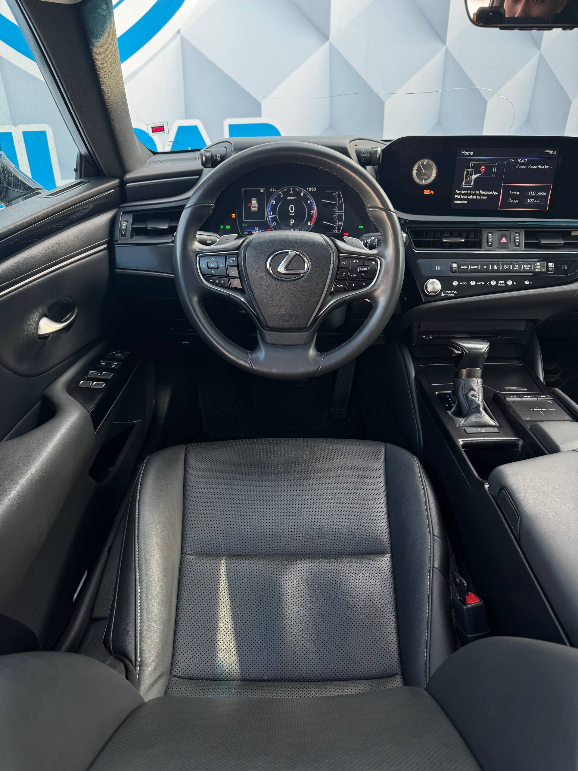 2021 Lexus ES