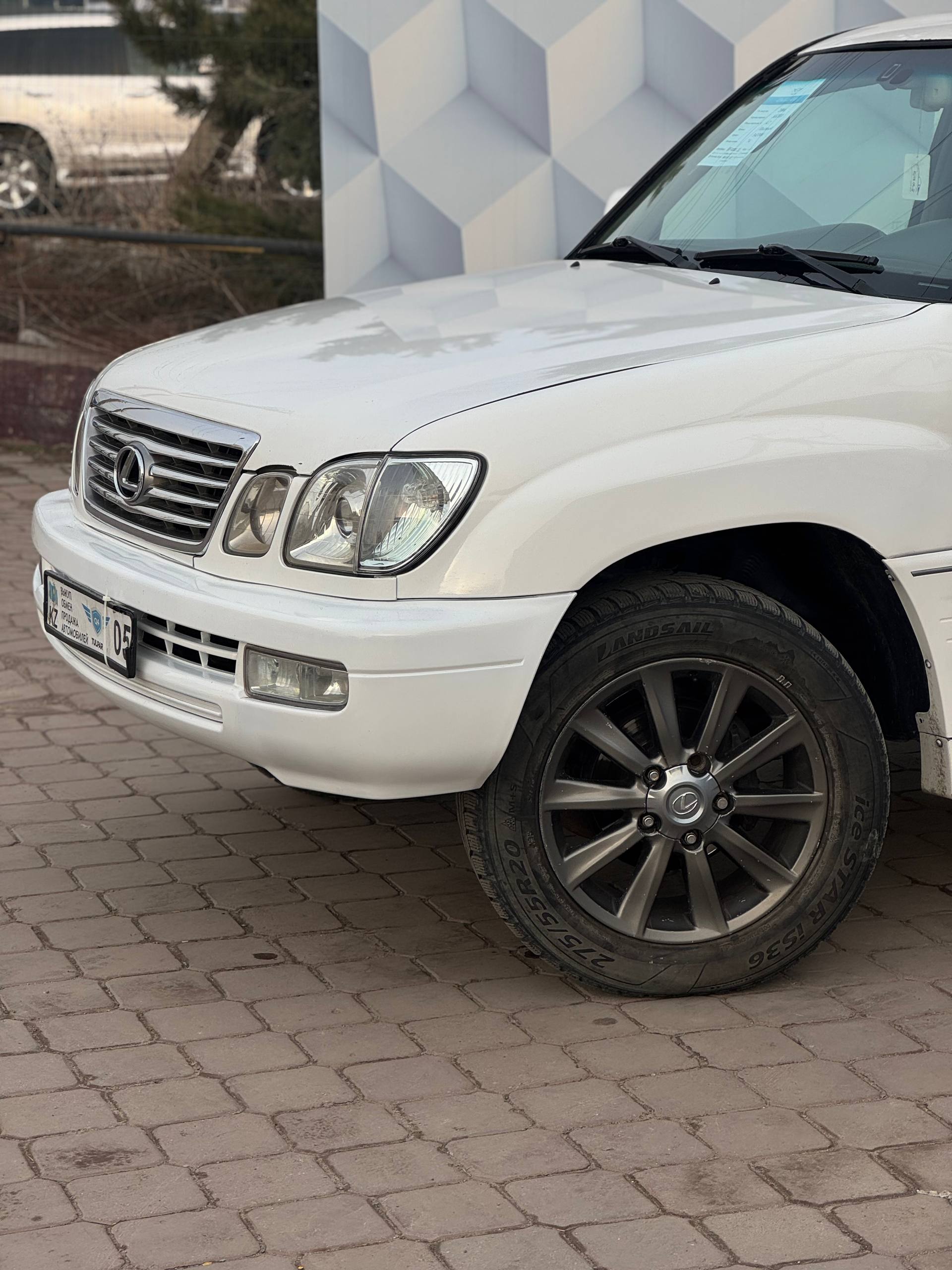 2006 Toyota LX