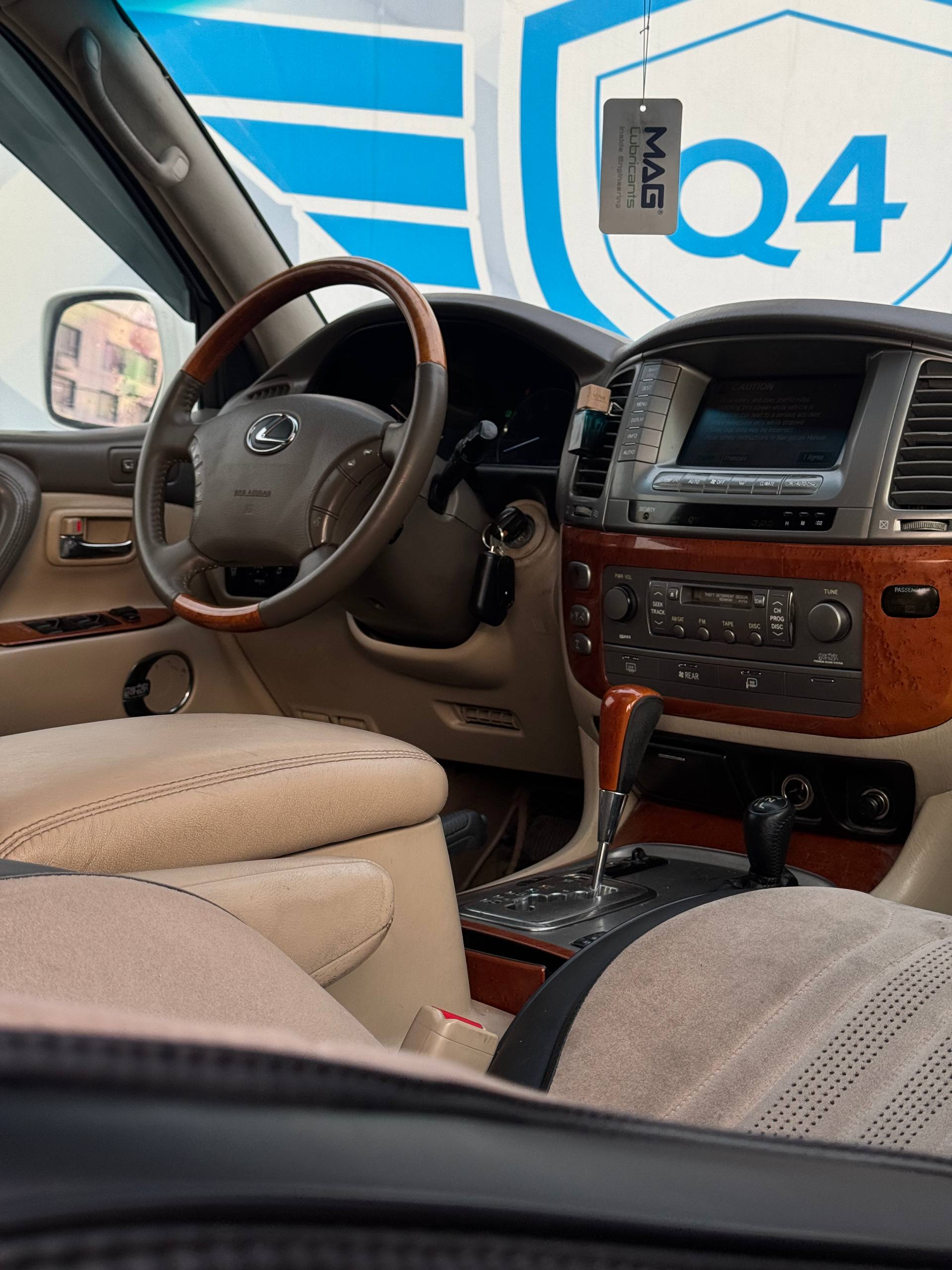 2006 Toyota LX