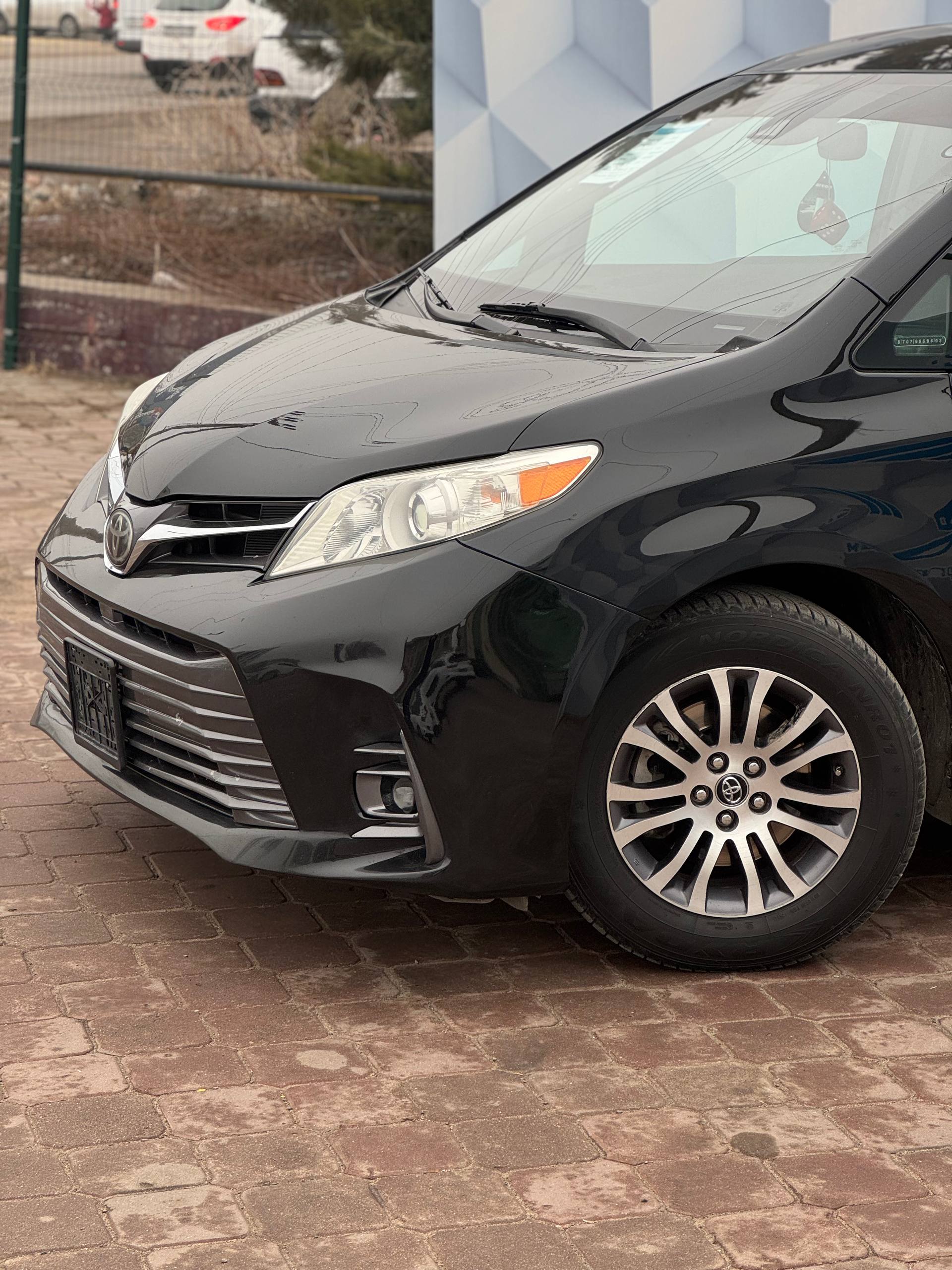 2018 Toyota Siena