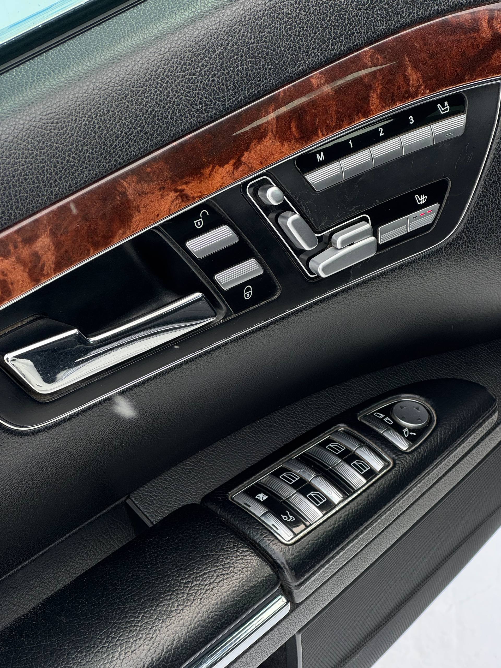 2005 Mercedes-Benz S