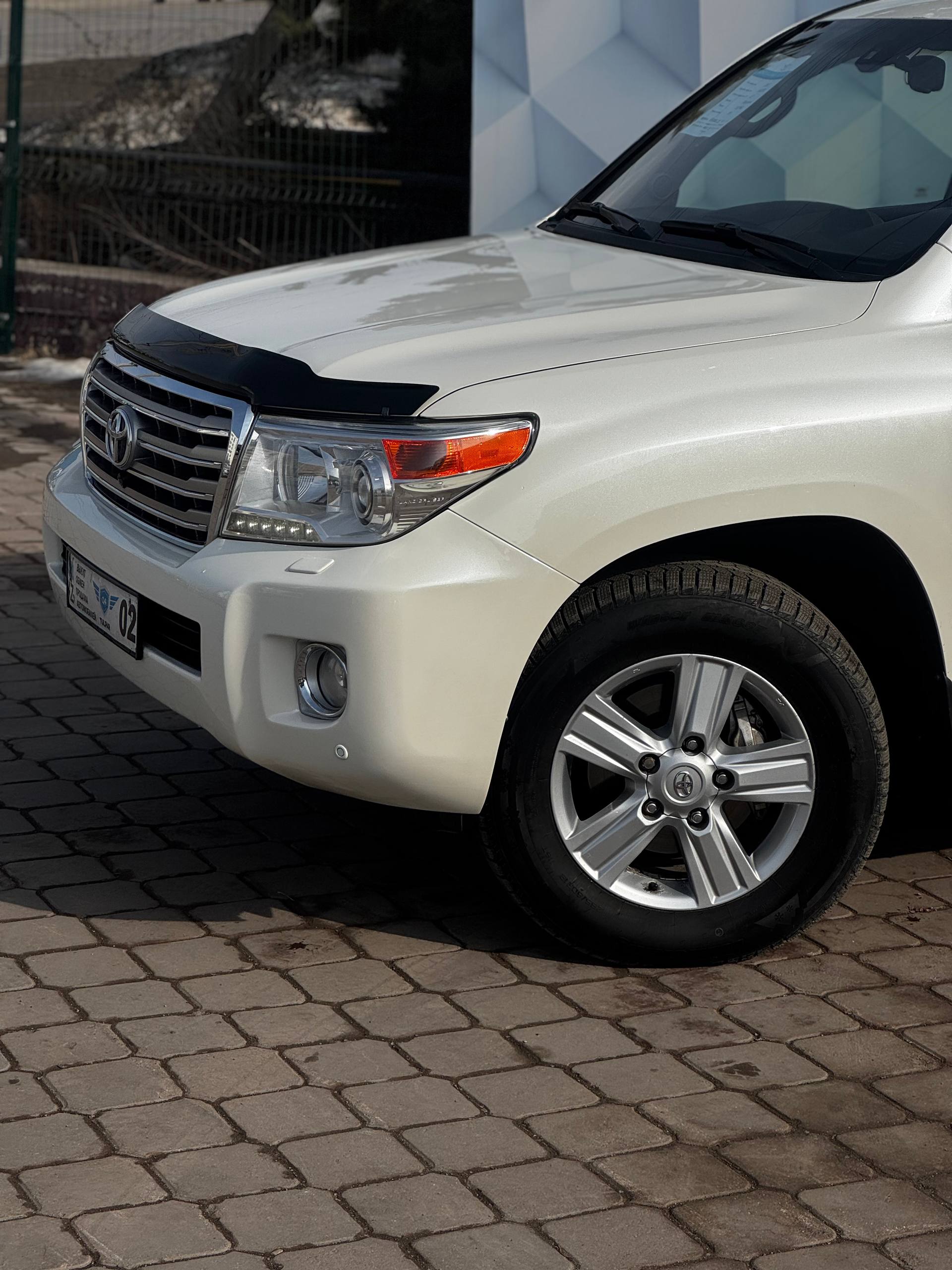2013 Toyota Land Cruiser