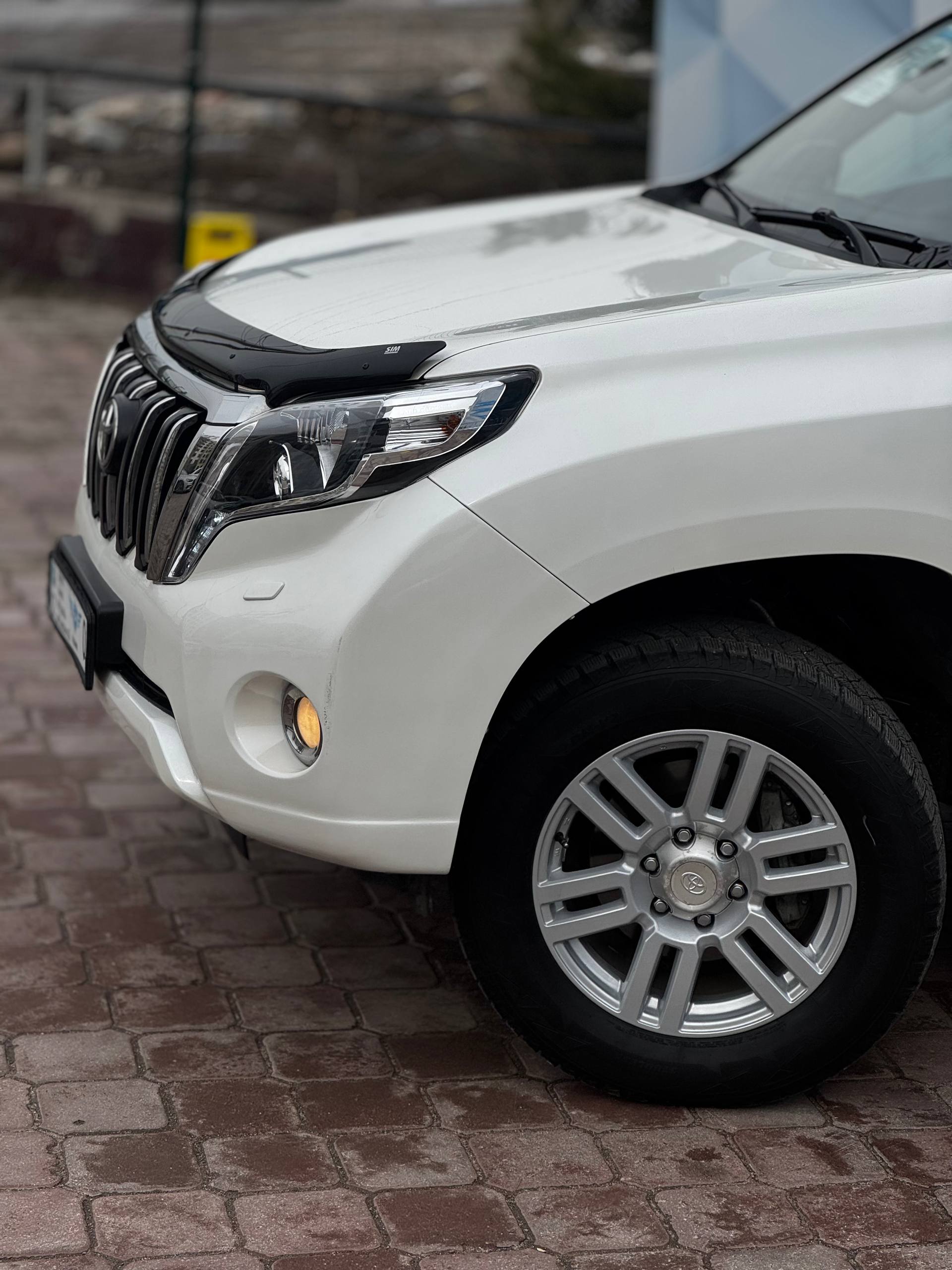 2017 Toyota Land Cruiser Prado