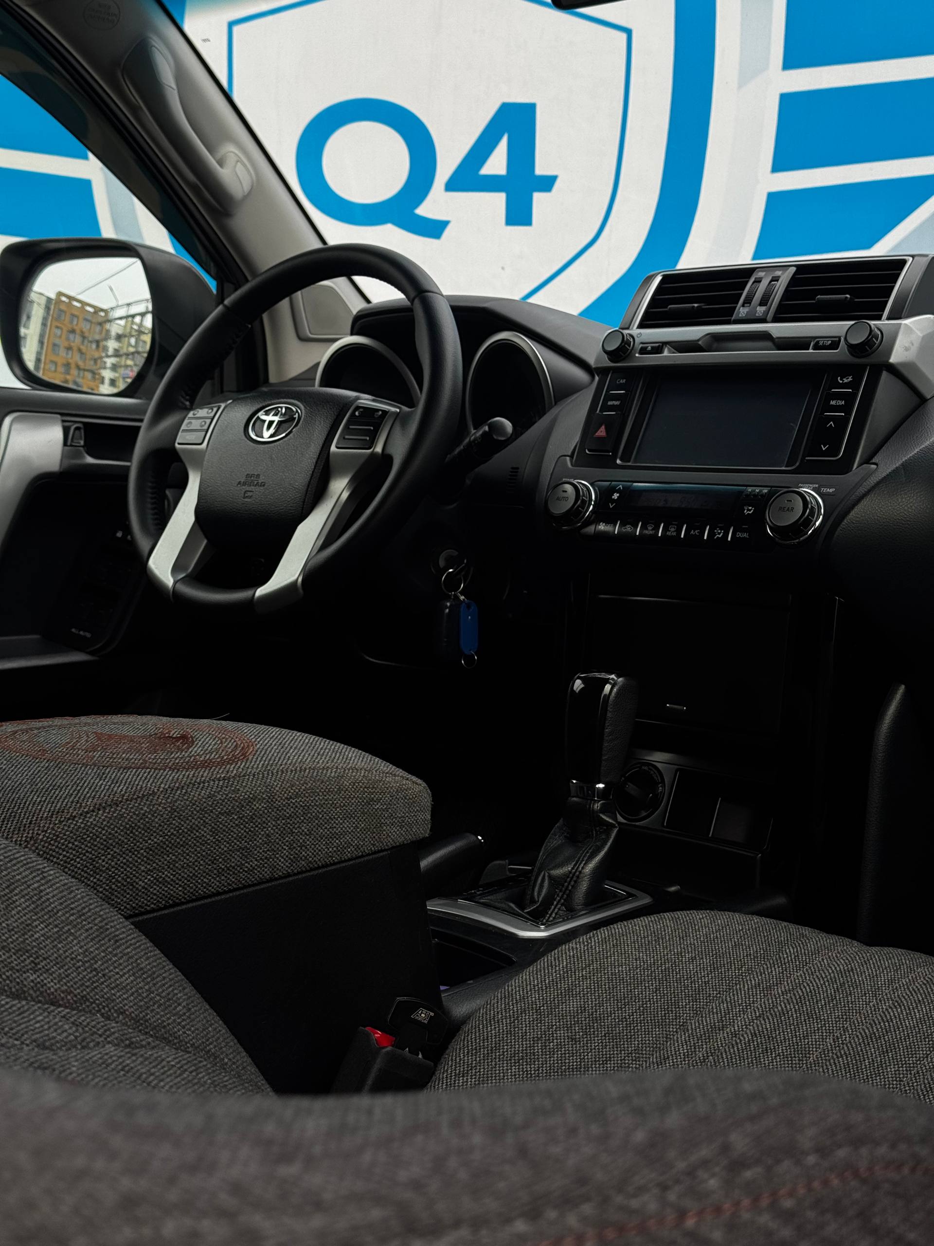 2017 Toyota Land Cruiser Prado