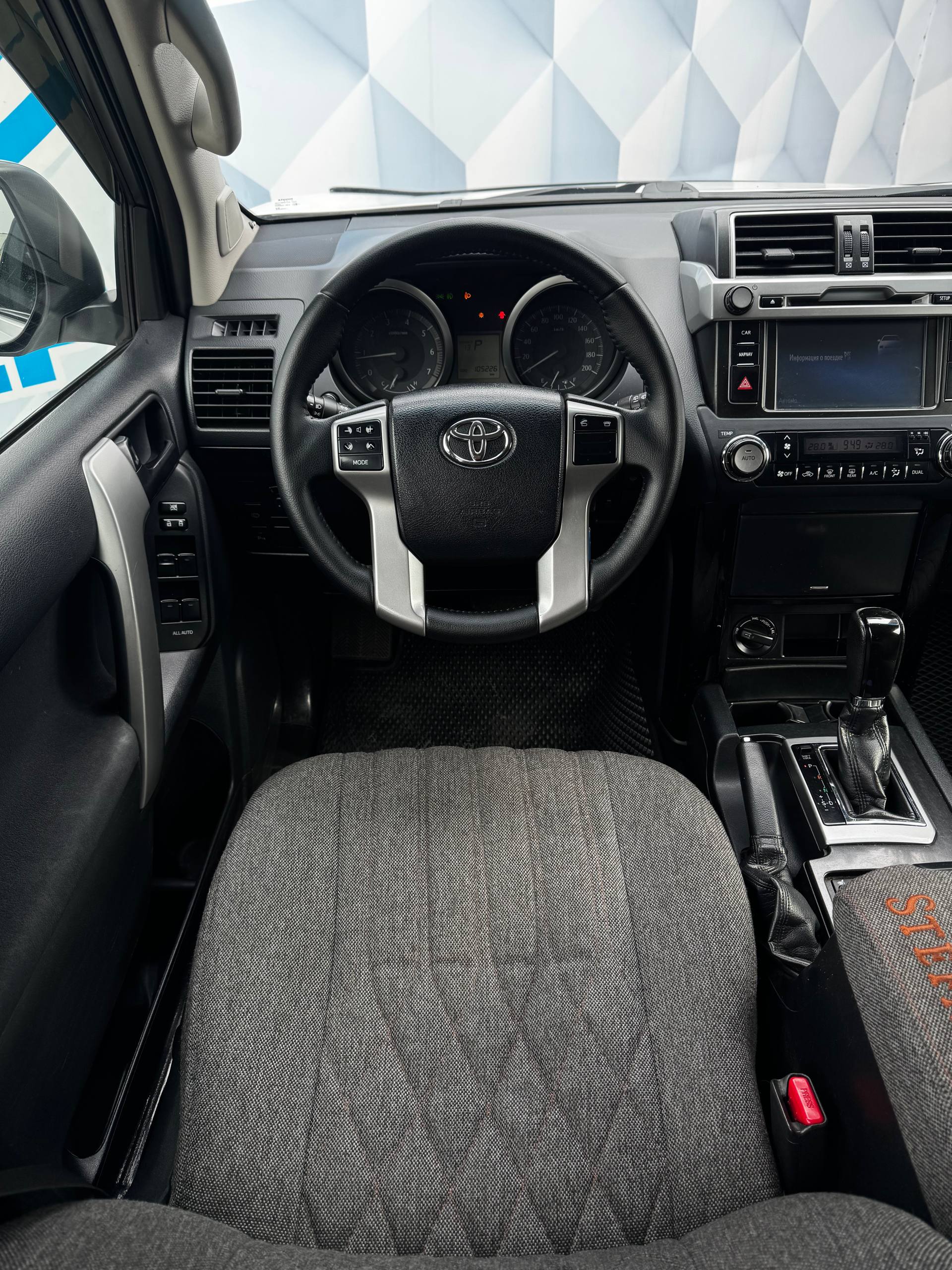 2017 Toyota Land Cruiser Prado