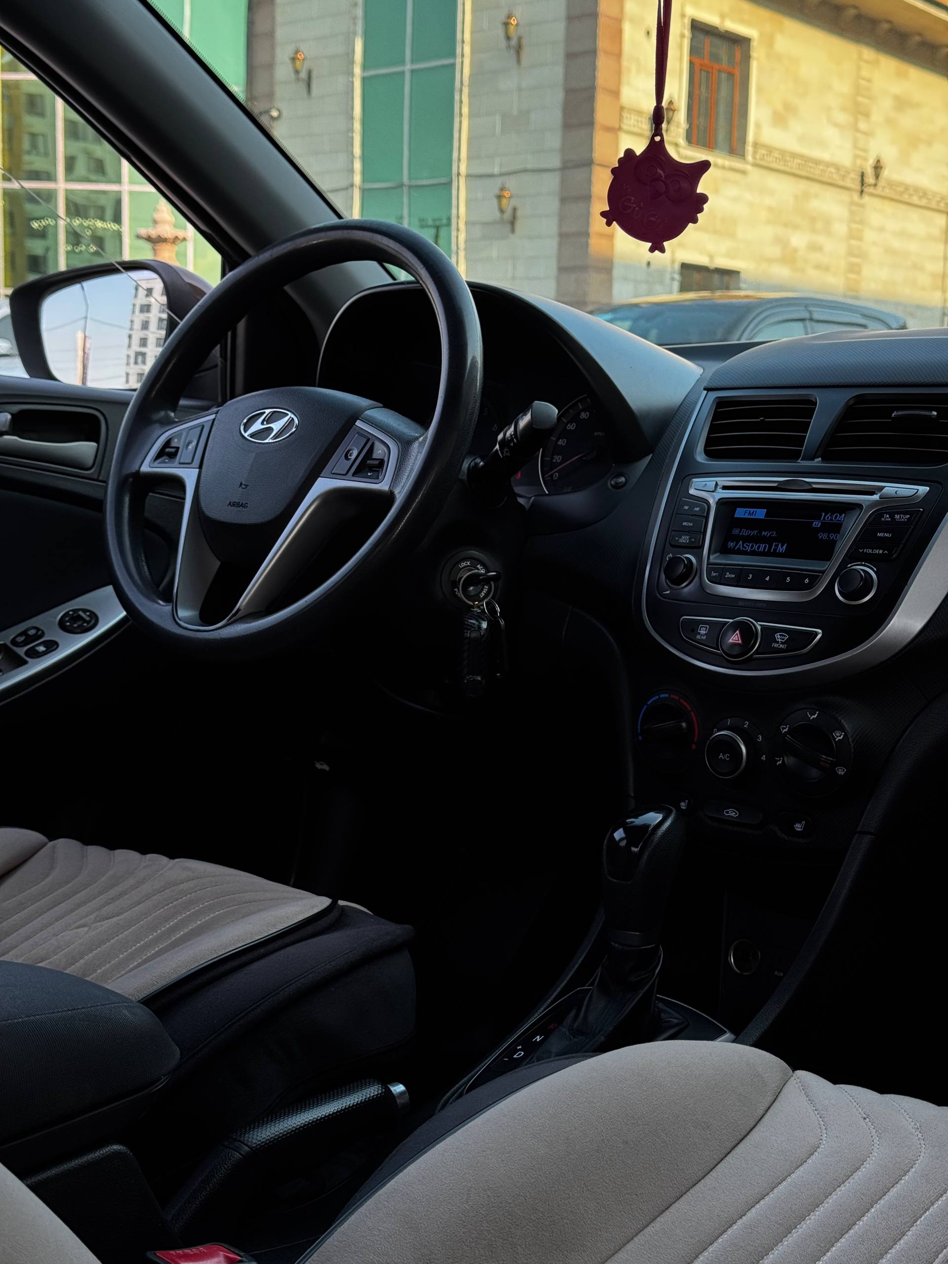 2015 Hyundai Solaris