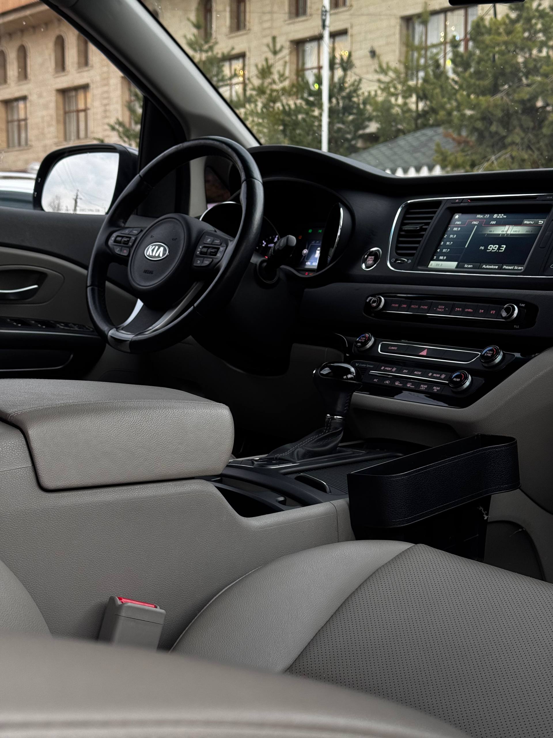 2015 Kia Carnival