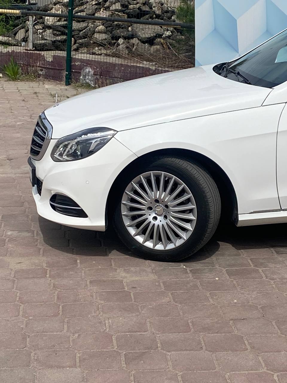 2014 Mercedes-Benz E200