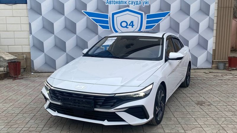 2024 Hyundai Elantra