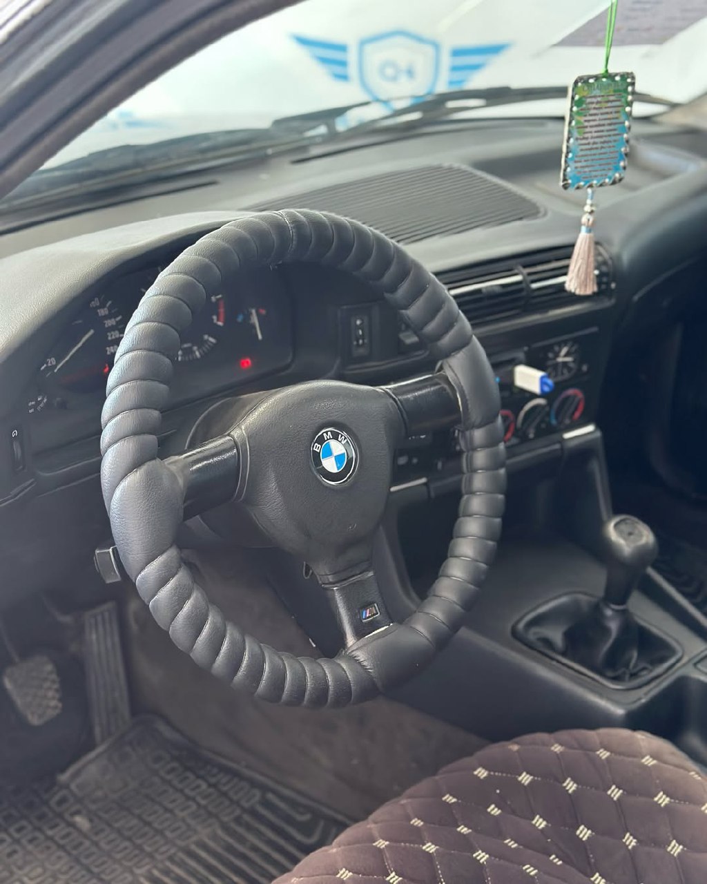 1991 BMW M5