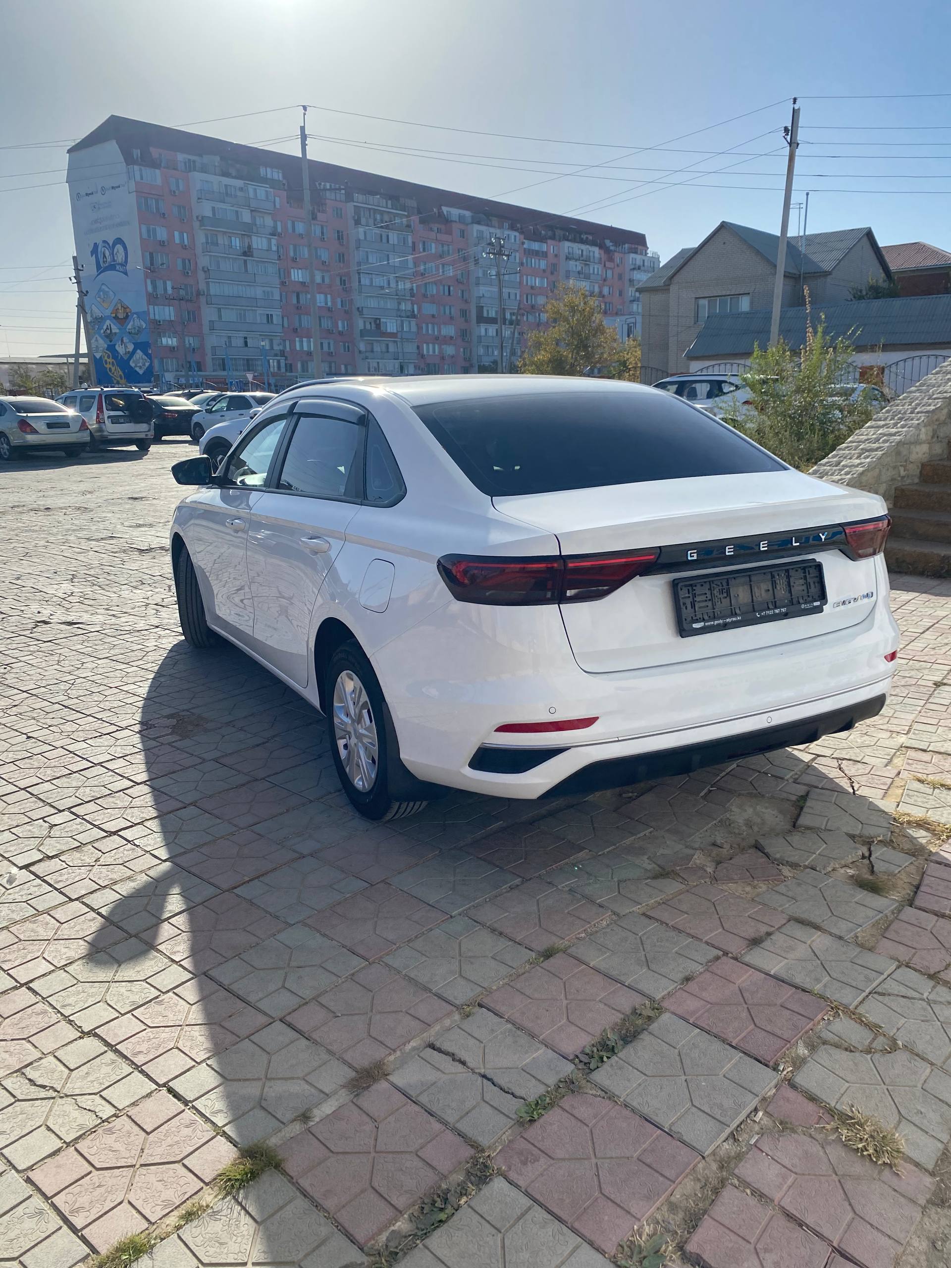 2023 Geely Emgrand