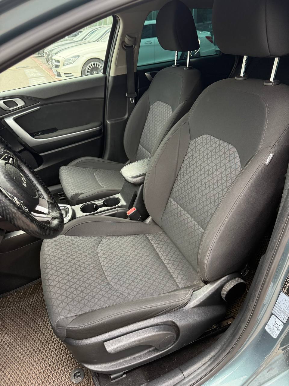 2023 Kia Ceed