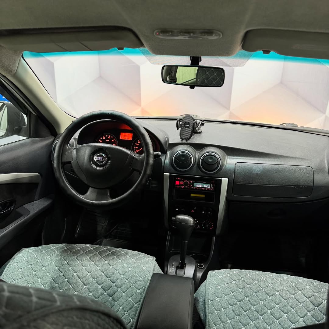 2014 Nissan Almera