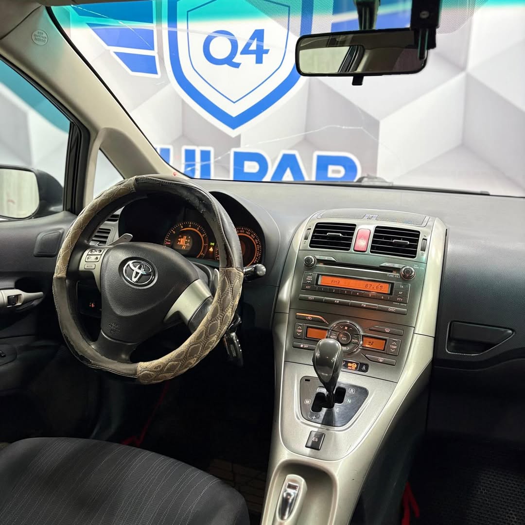 2008 Toyota Auris