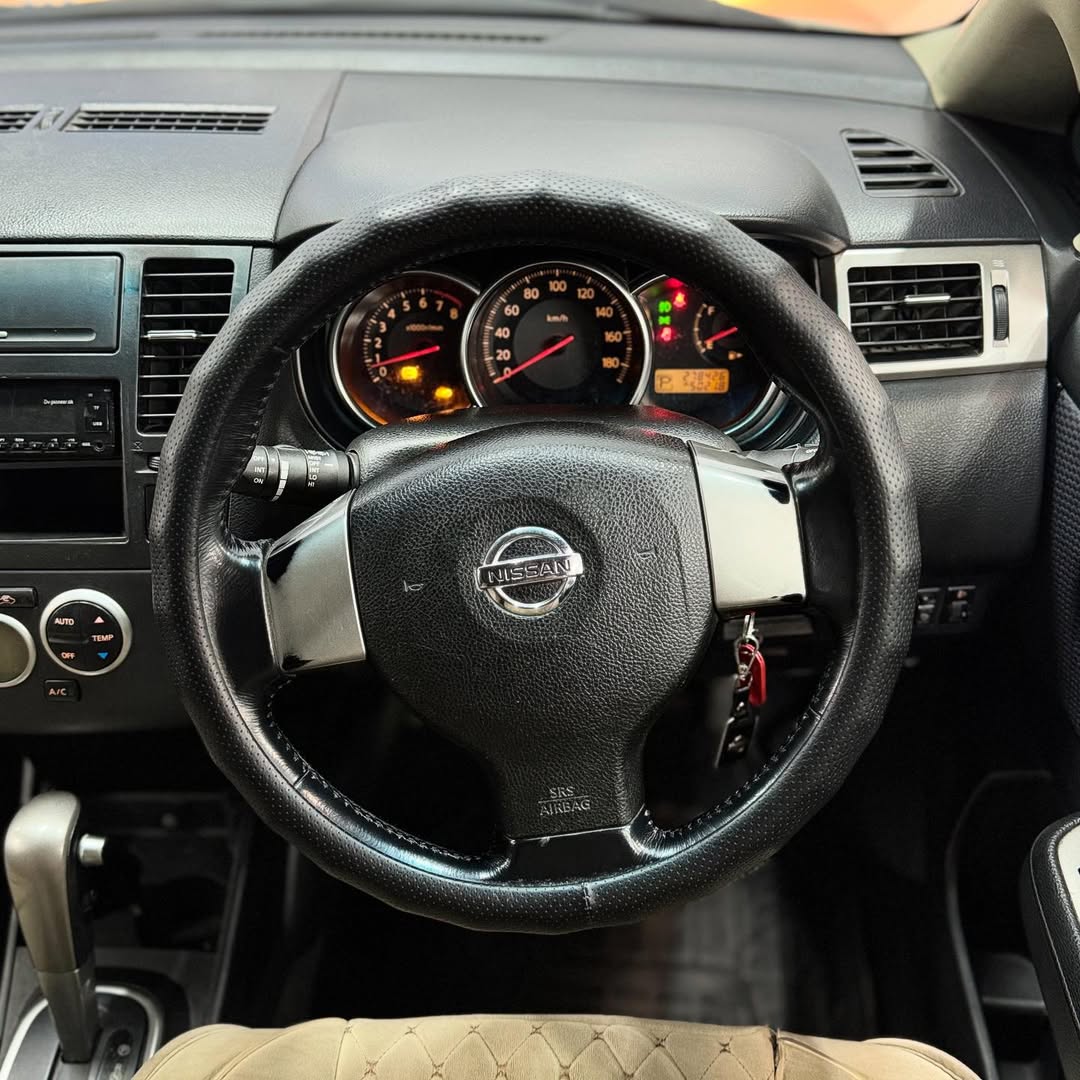 2006 Nissan Tiida