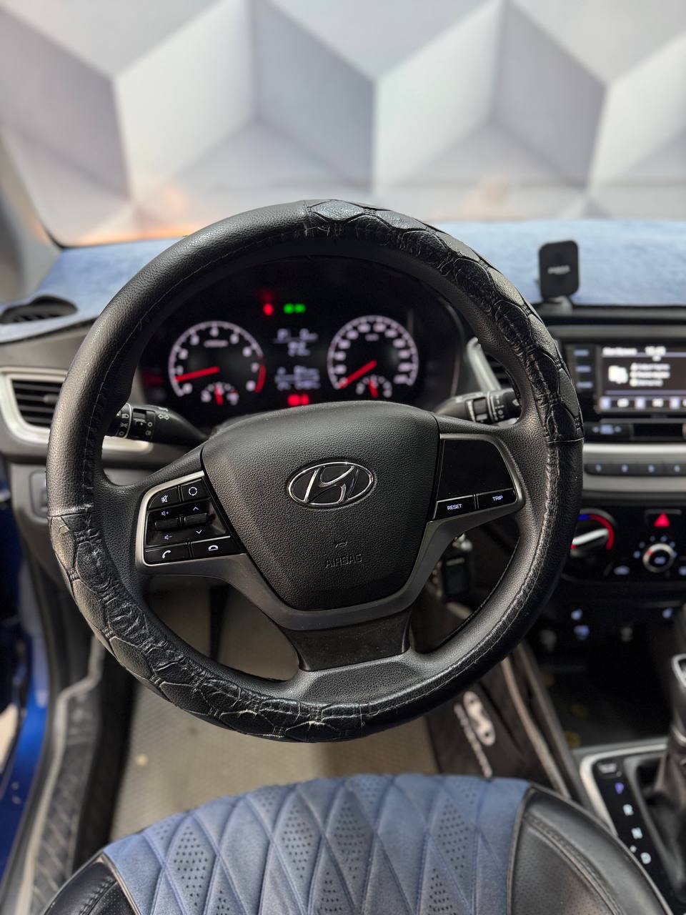 2023 Hyundai Accent
