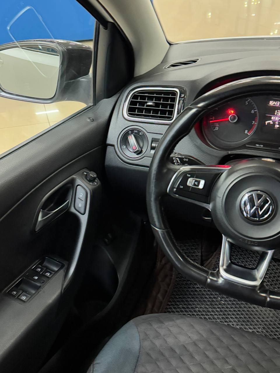 2020 Volkswagen Polo