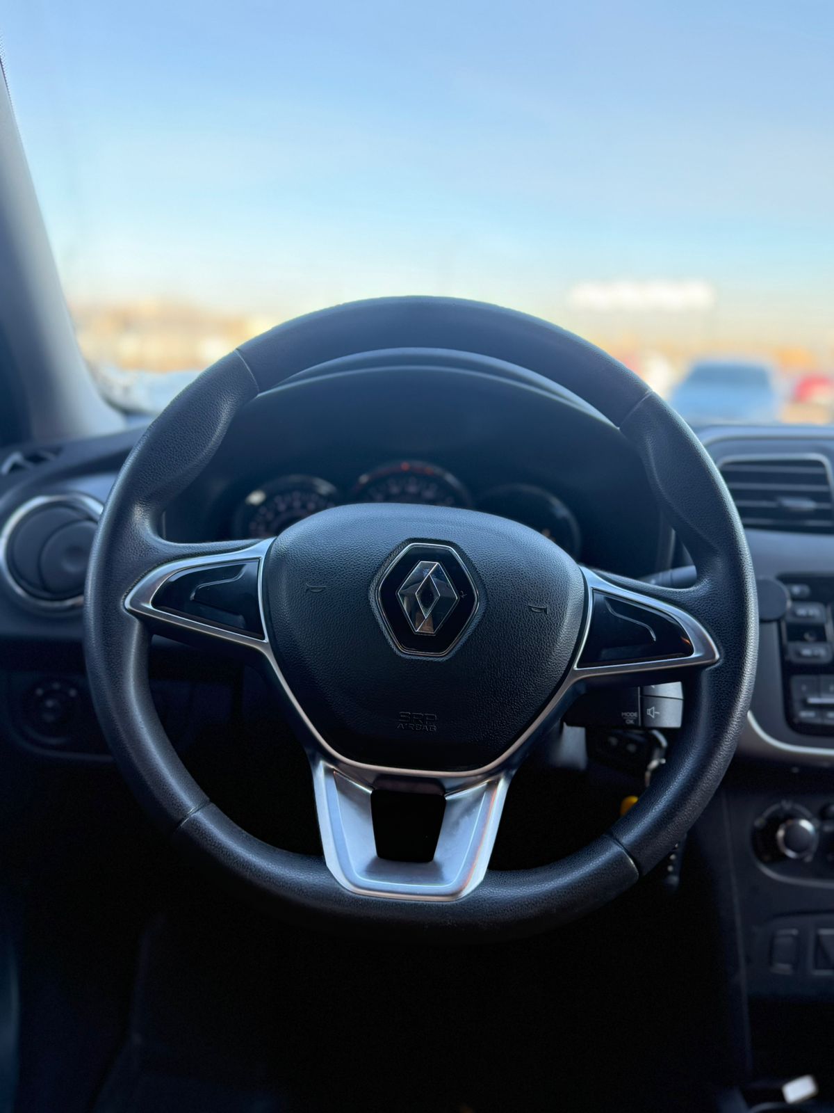 2020 Renault Logan